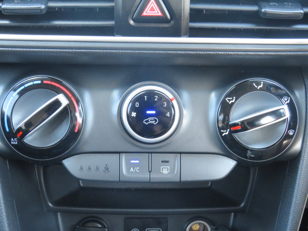 S1856517.jpg