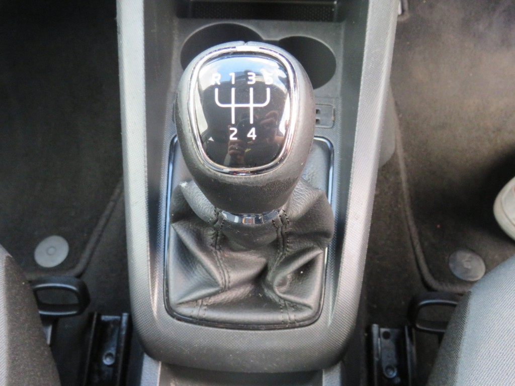 S1864117.jpg
