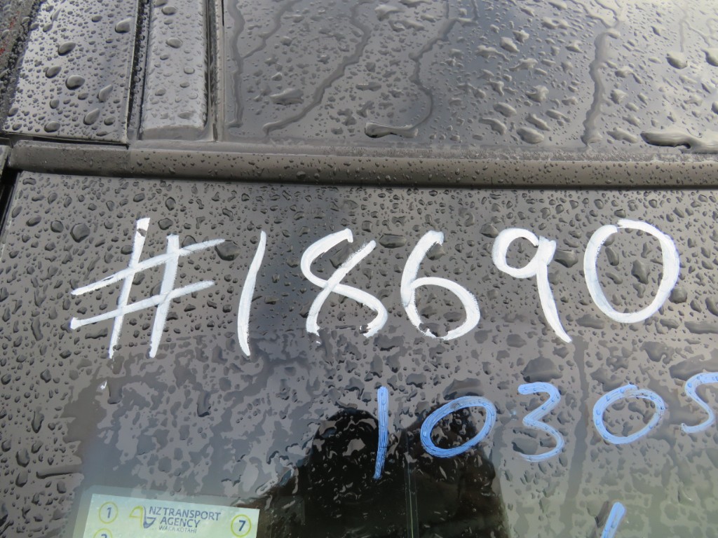S1869021.jpg