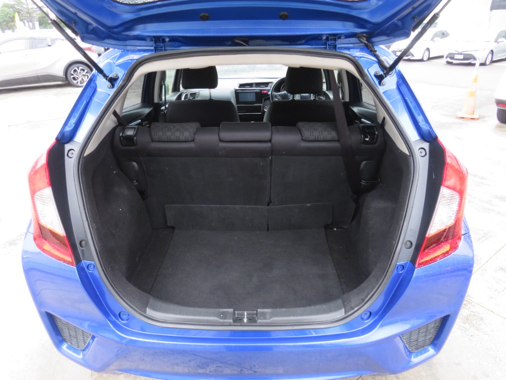 S1869911.jpg