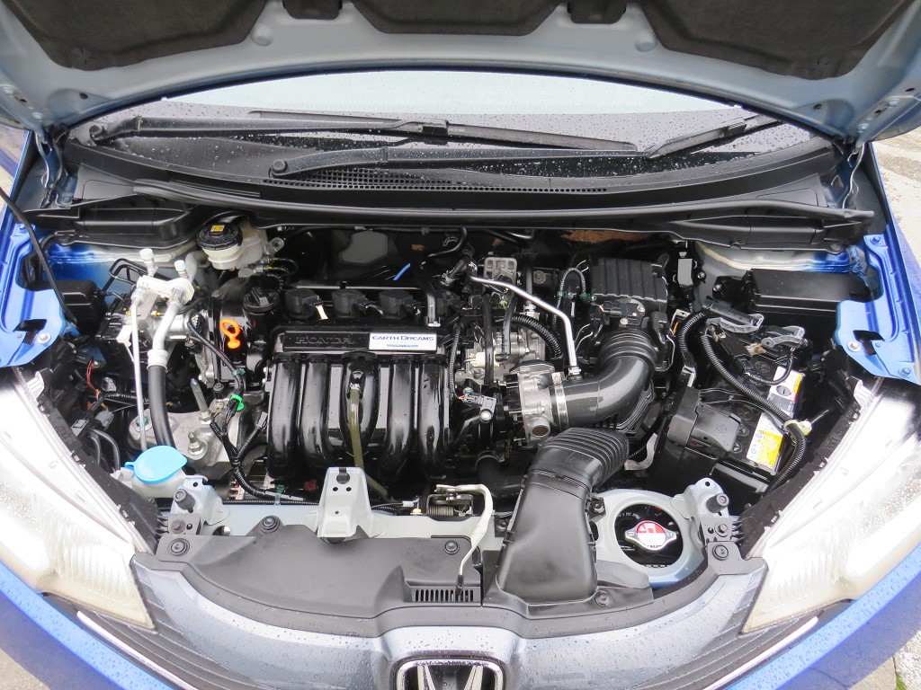 S1869920.jpg