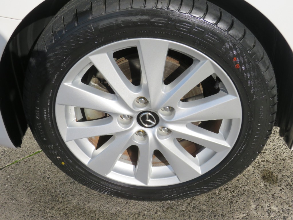 S1870319.jpg