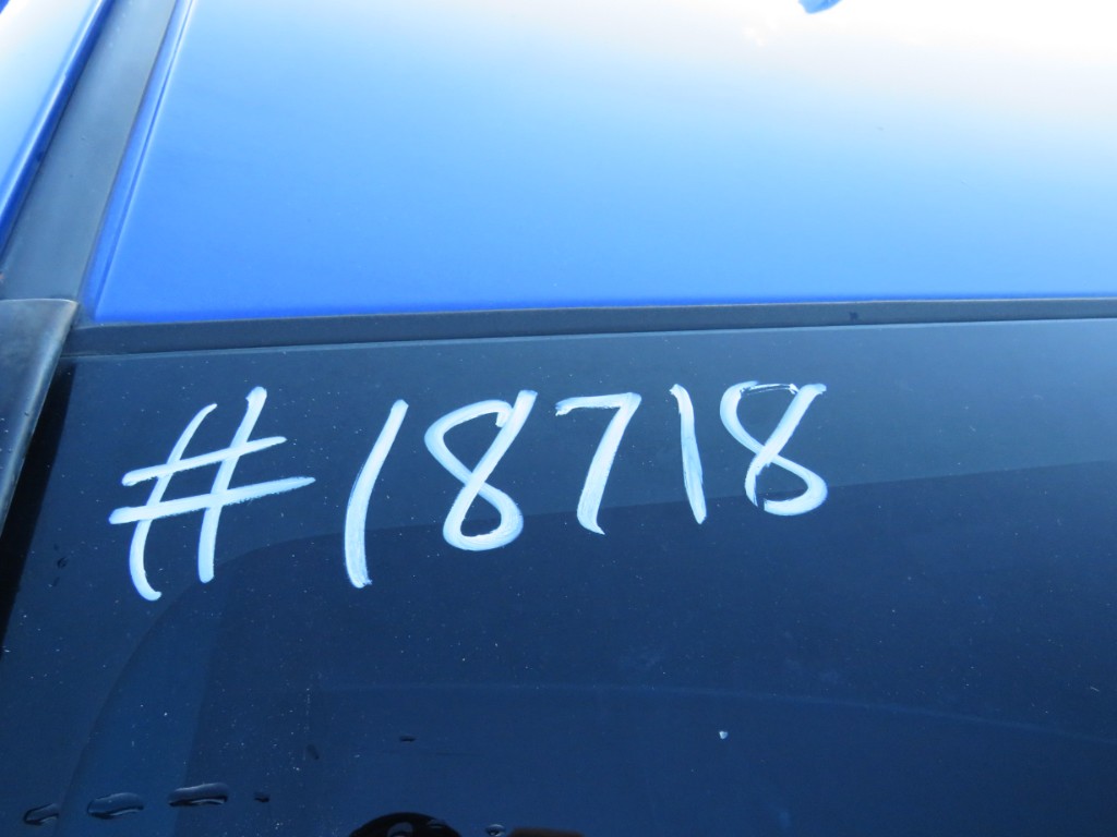 S1871821.jpg