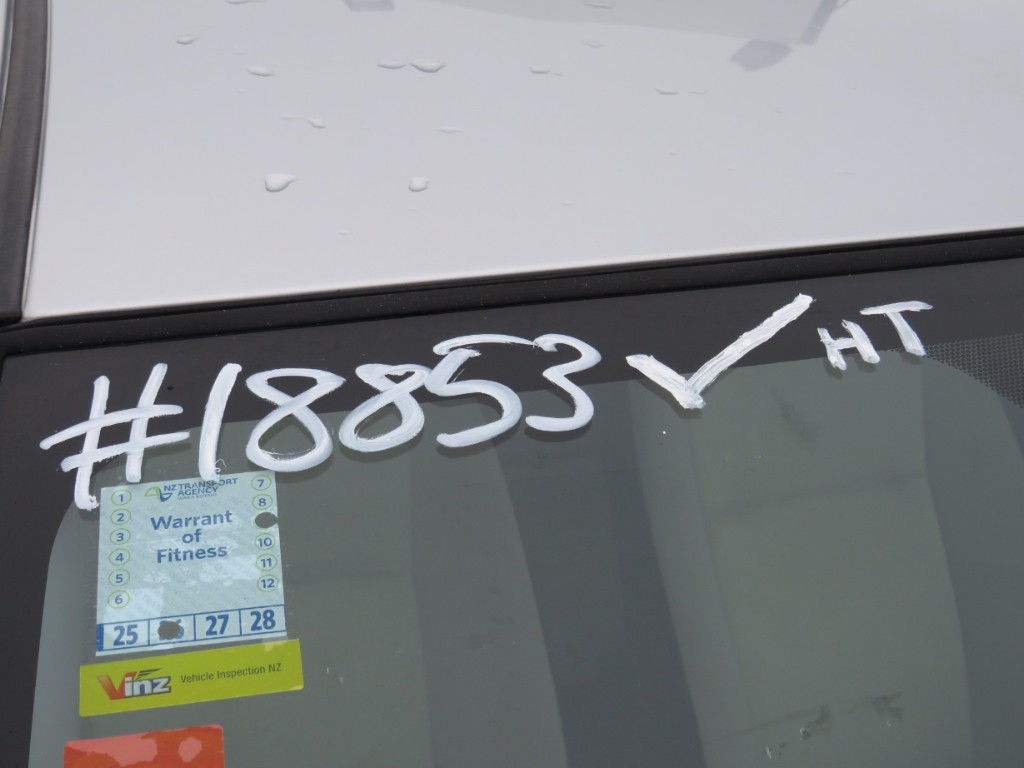 S1885321.jpg