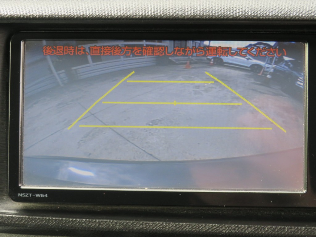 S1886015.jpg