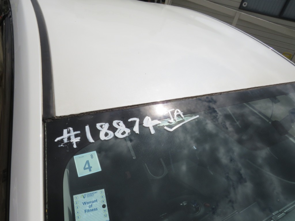 S1887421.jpg