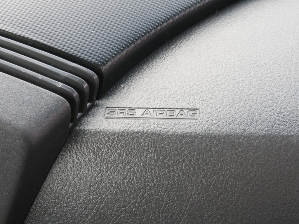 S5861819.jpg