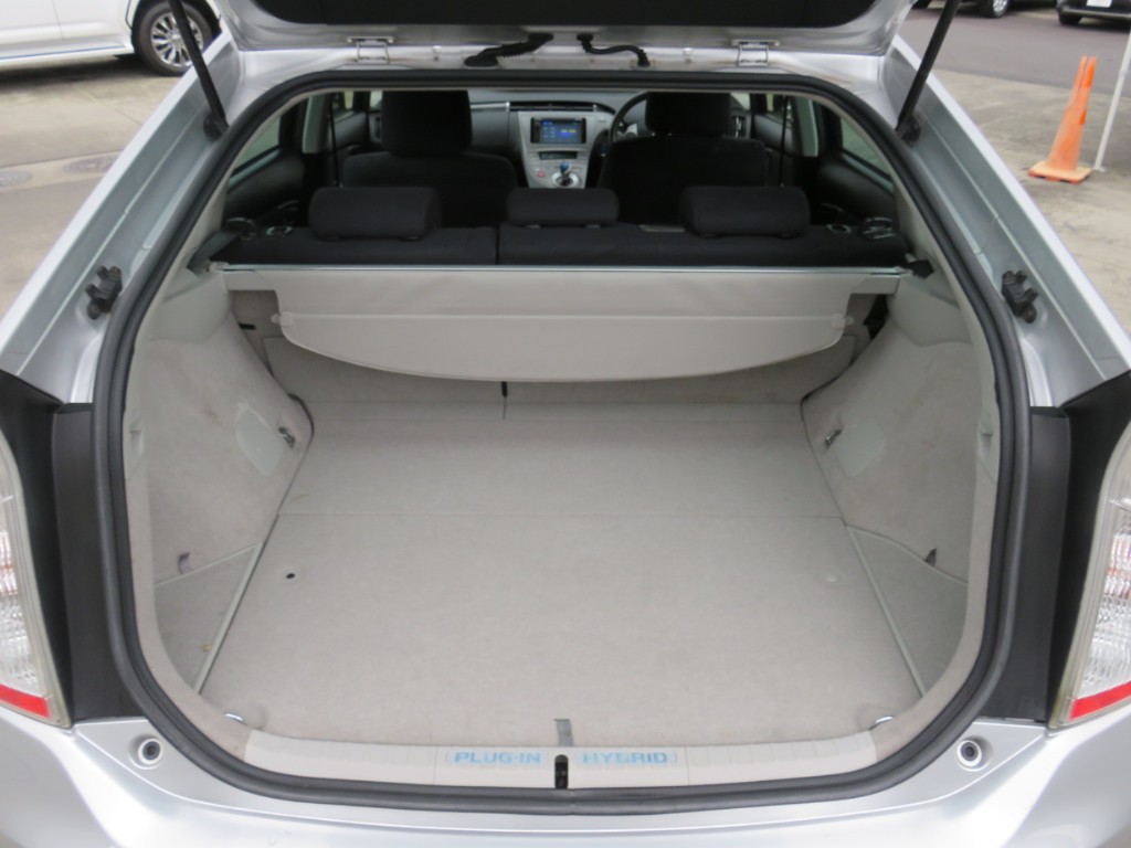S6380810.jpg