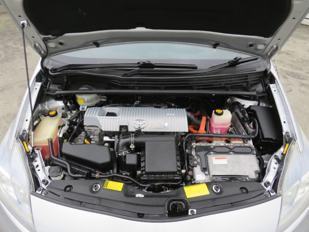 S6380820.jpg