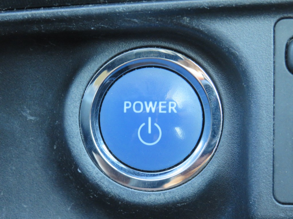 S6557816.jpg