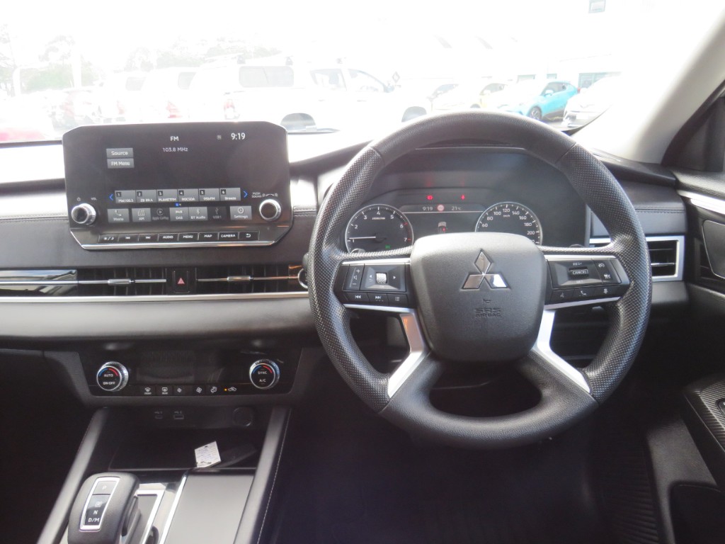 S7070813.jpg