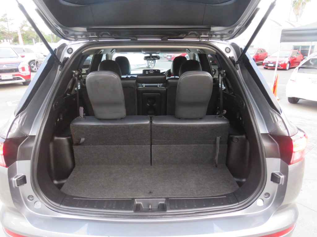 S7076510.jpg