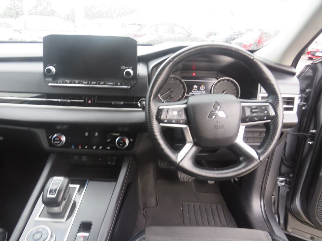 S7076714.jpg