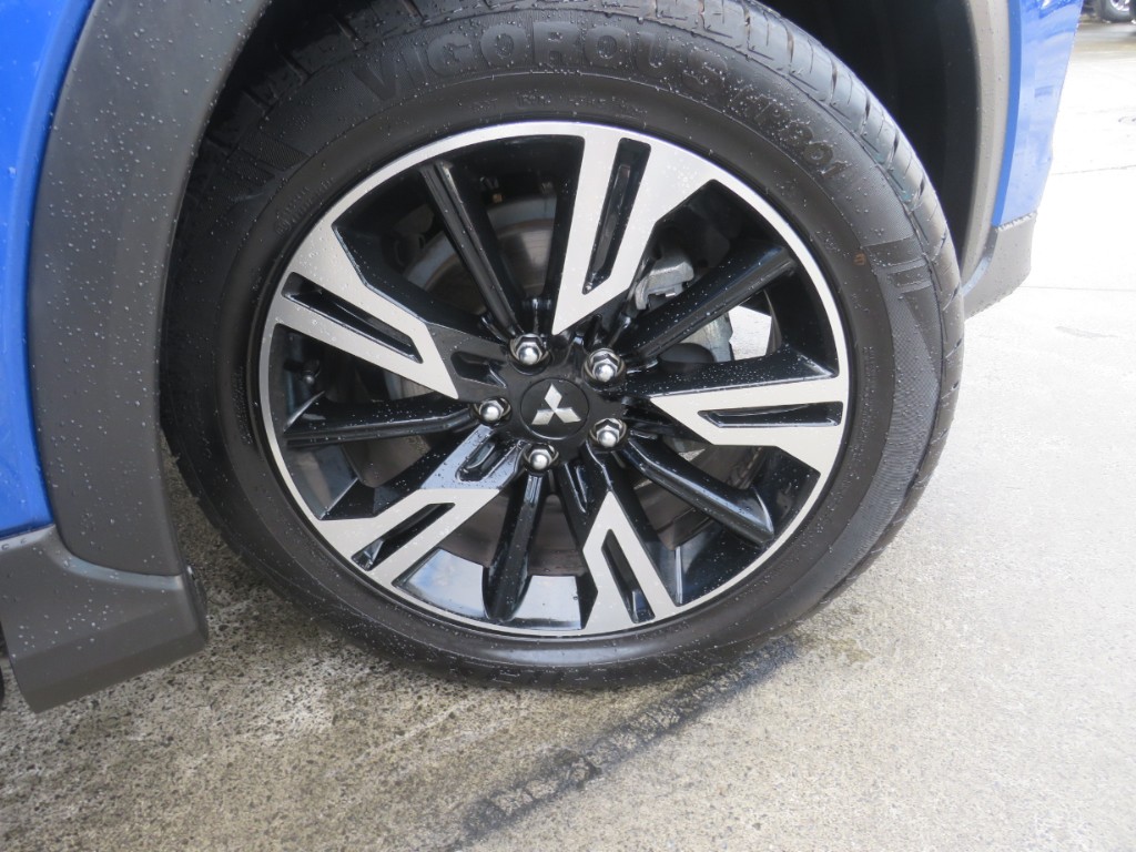 S7077910.jpg