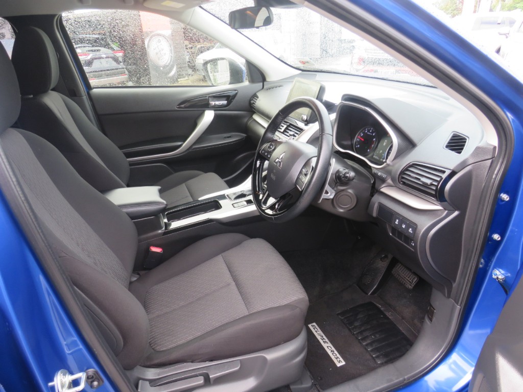 S7077913.jpg