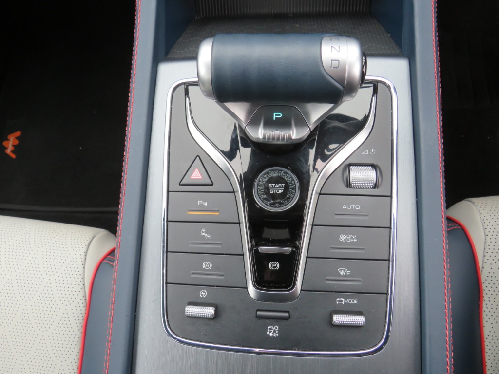 S7079715.jpg