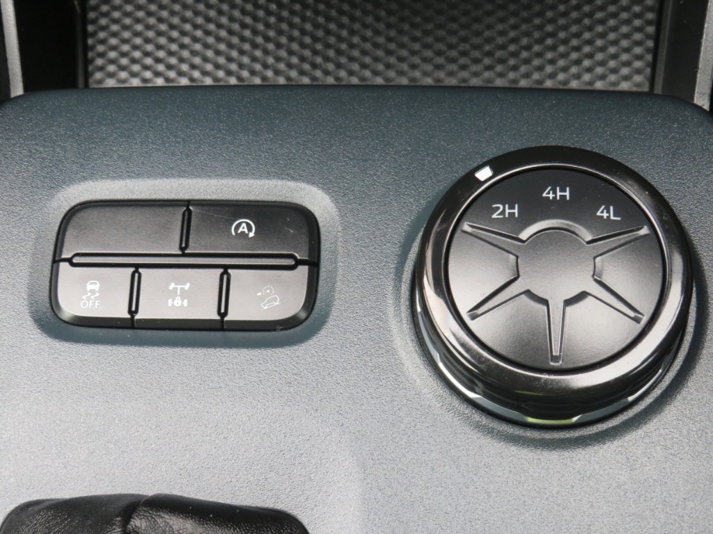 S7080319.jpg