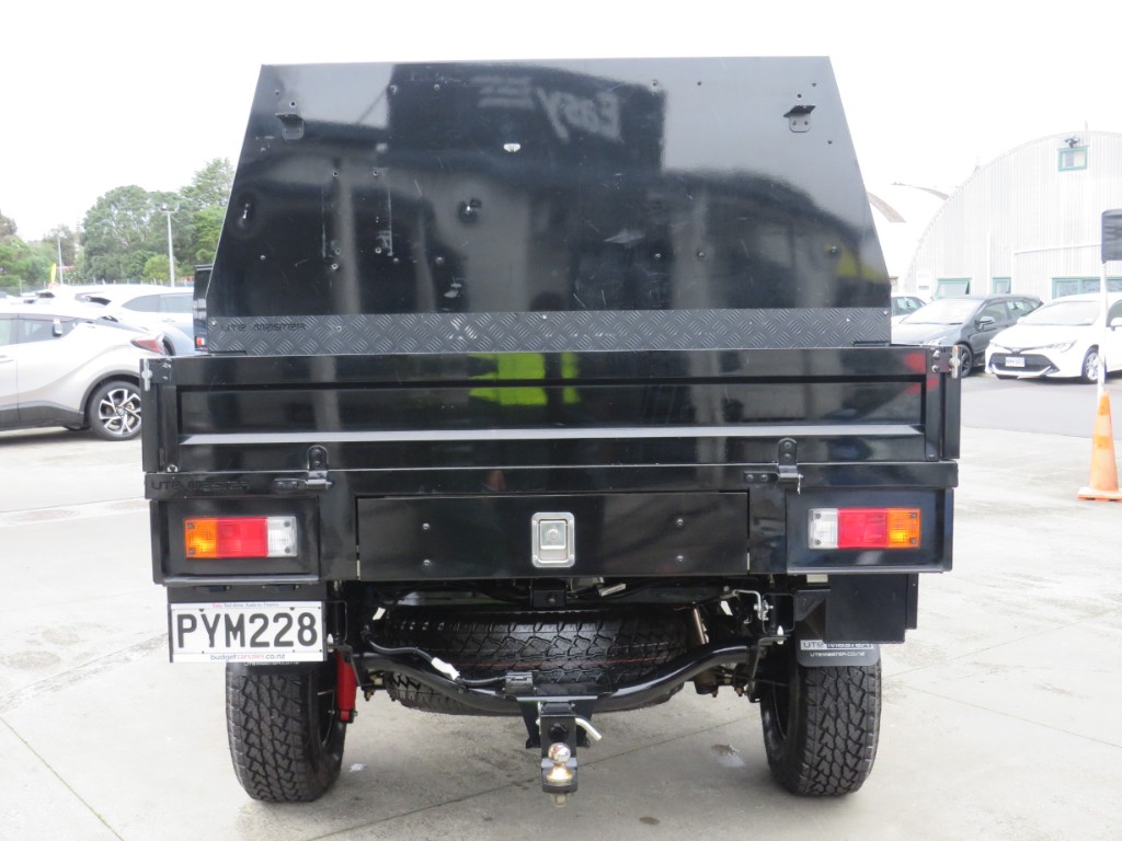 S708036.jpg