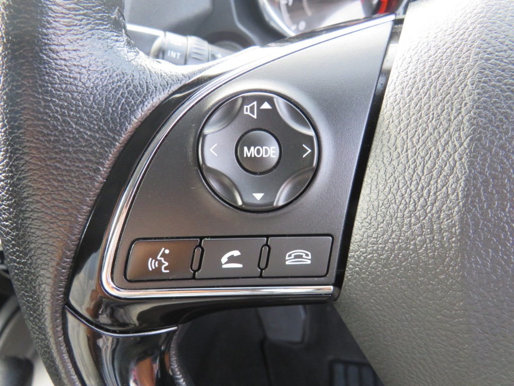 S7080516.jpg
