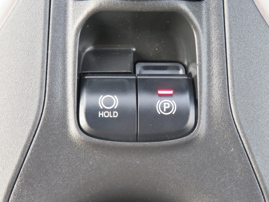 S7081020.jpg