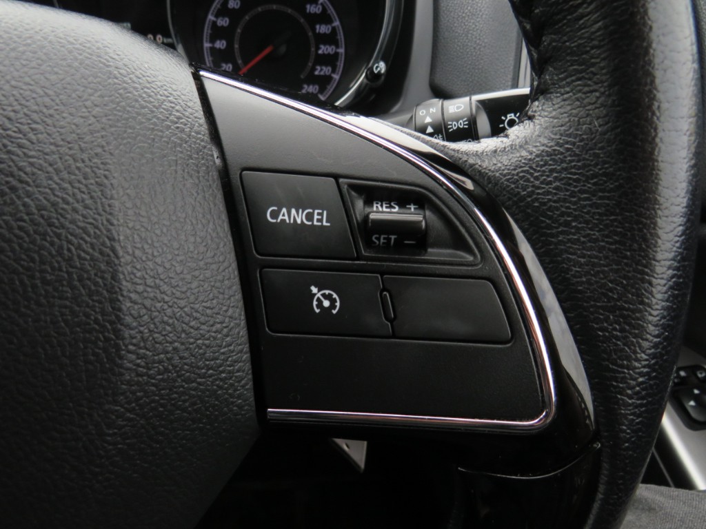 S7081315.jpg