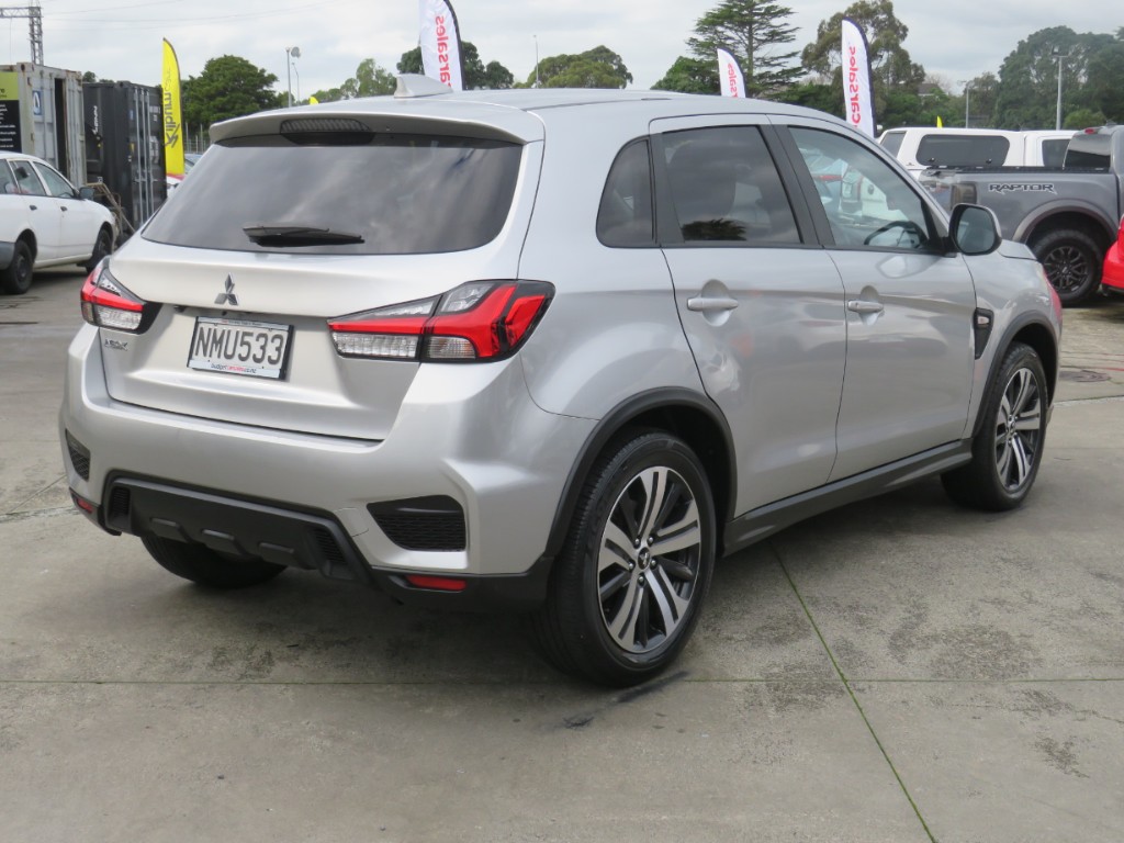 S708158.jpg