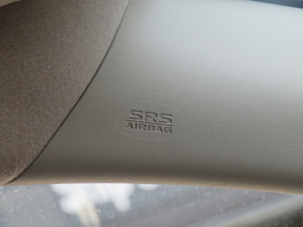 S7081819.jpg