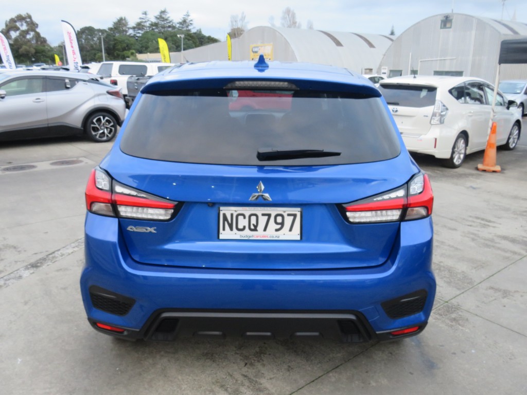 S708207.jpg