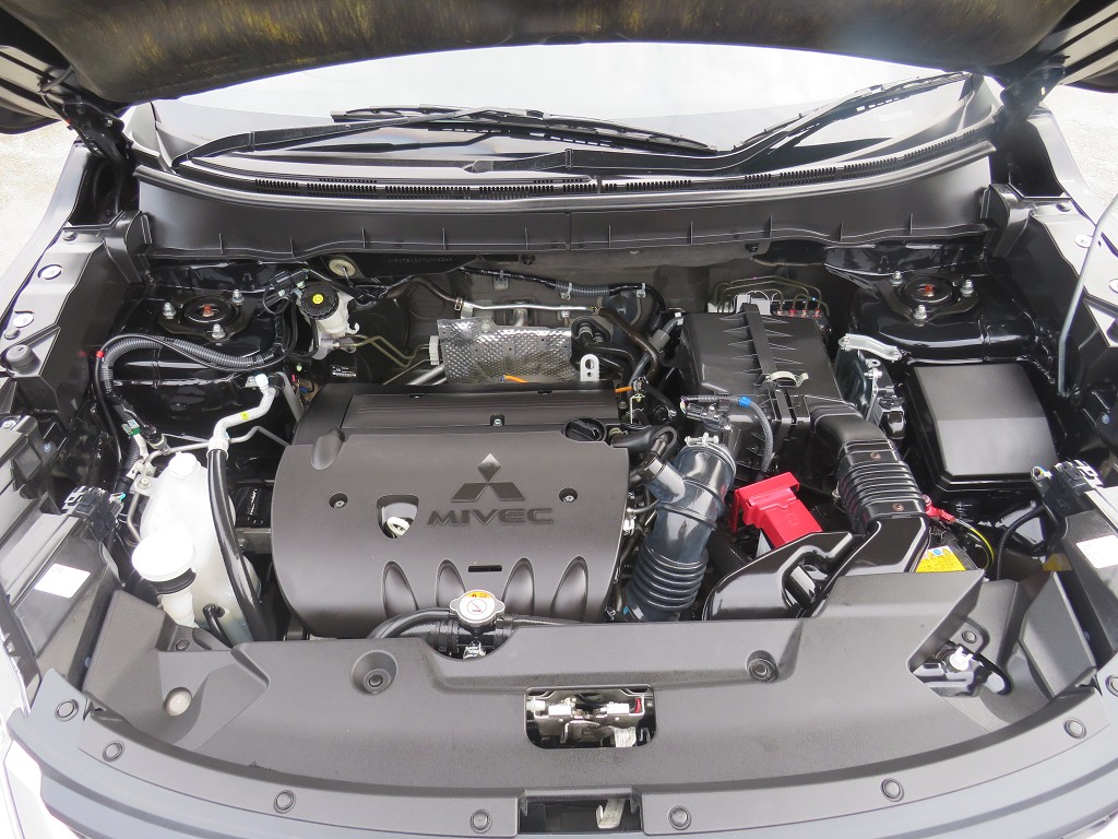 S7082221.jpg