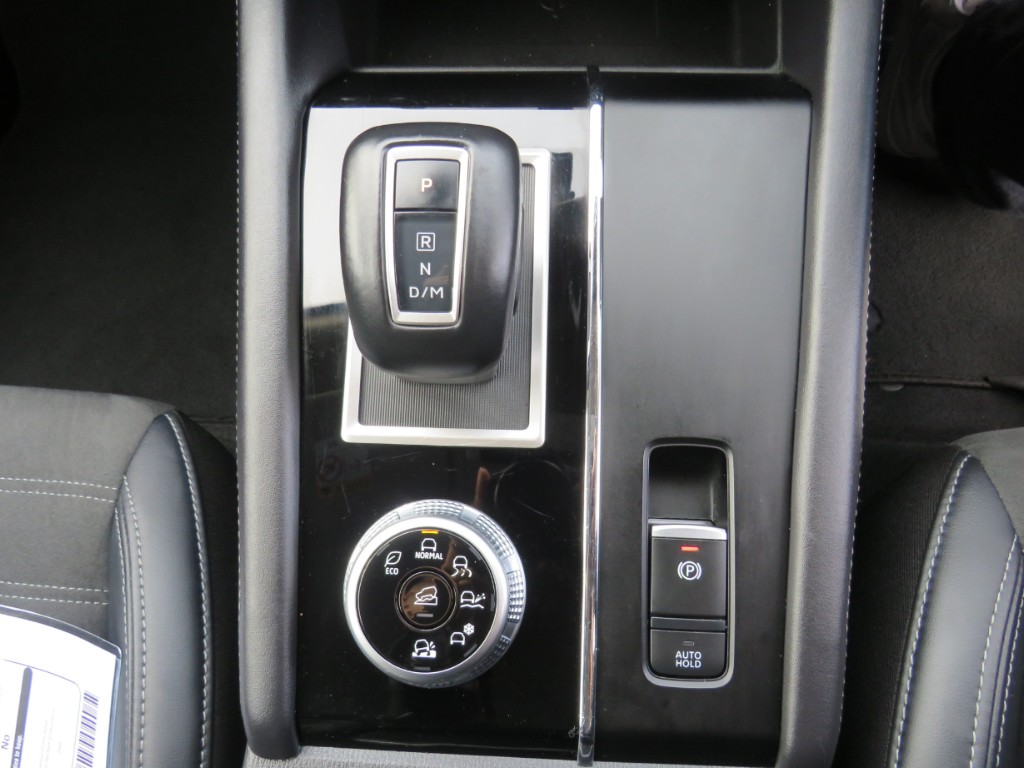S7082618.jpg