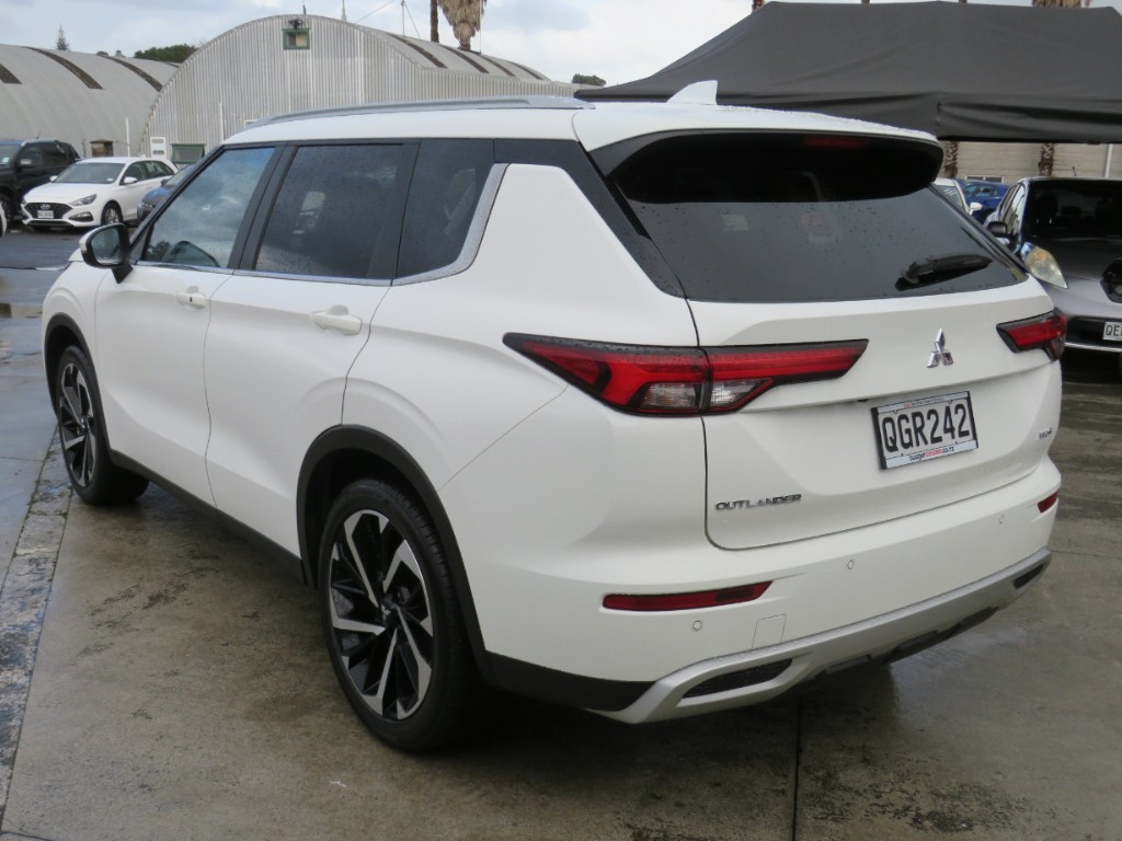 S708266.jpg