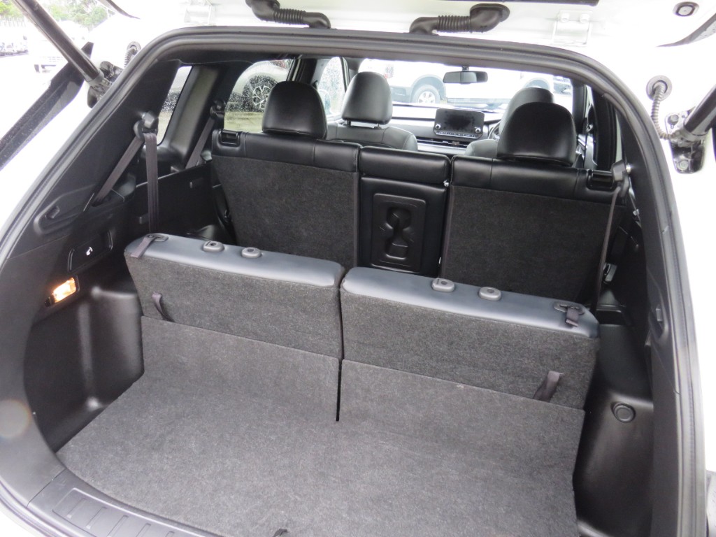 S7082910.jpg