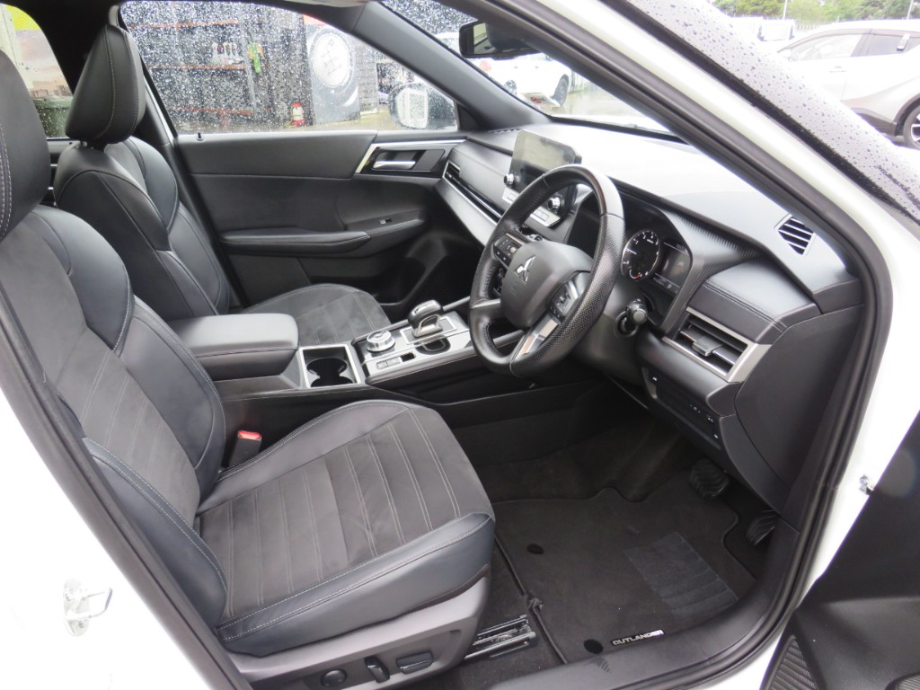 S7082915.jpg