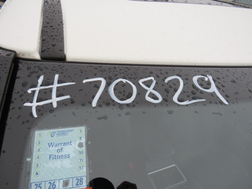 S7082921.jpg