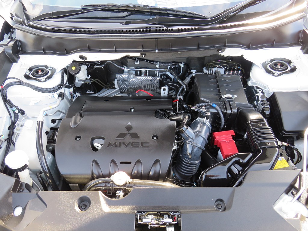 S7083921.jpg