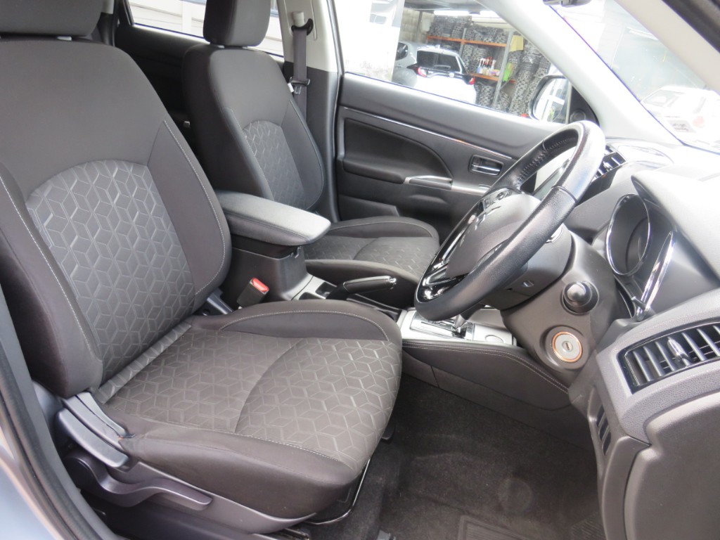S7085912.jpg