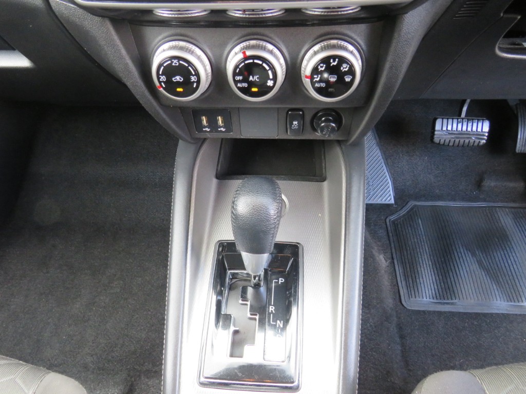S7088719.jpg