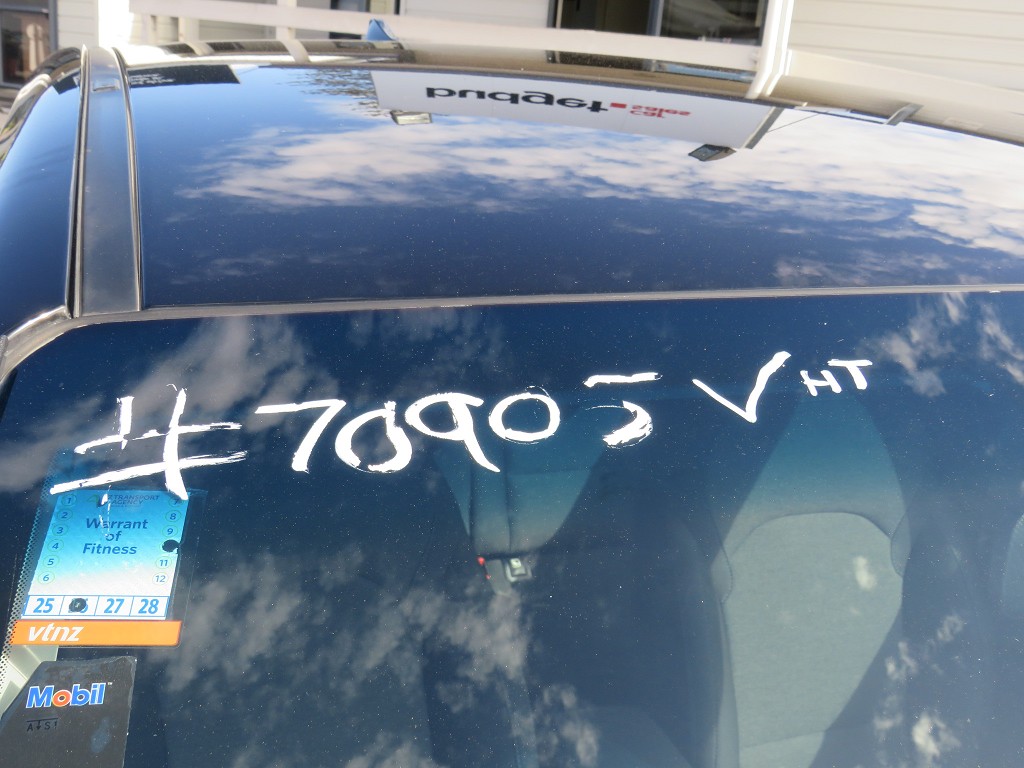 S7090521.jpg