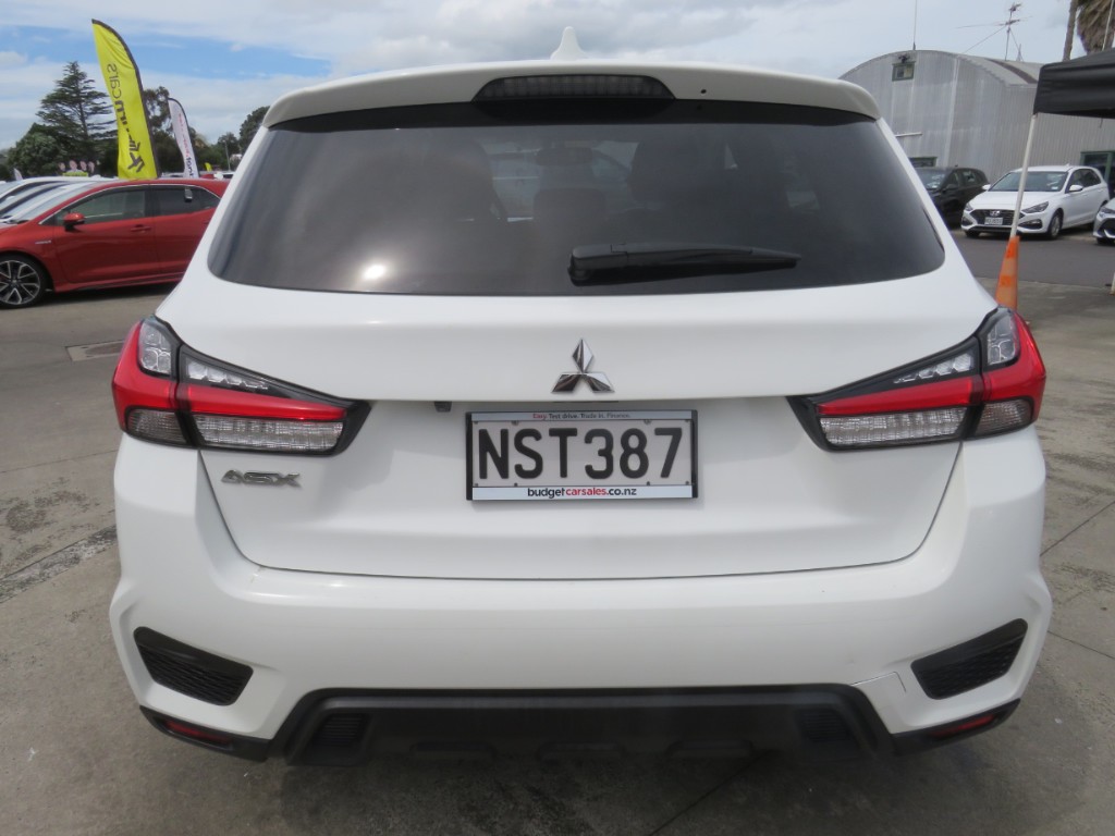 S709147.jpg
