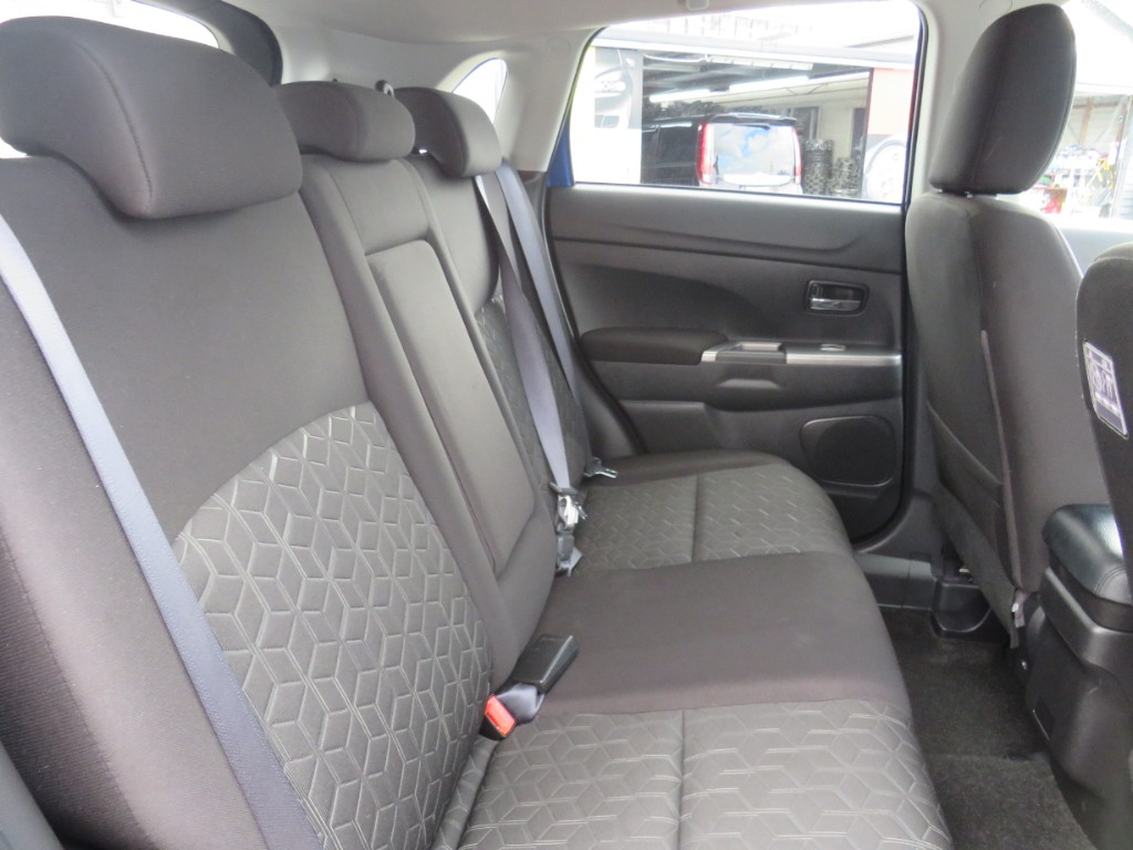 S7102112.jpg