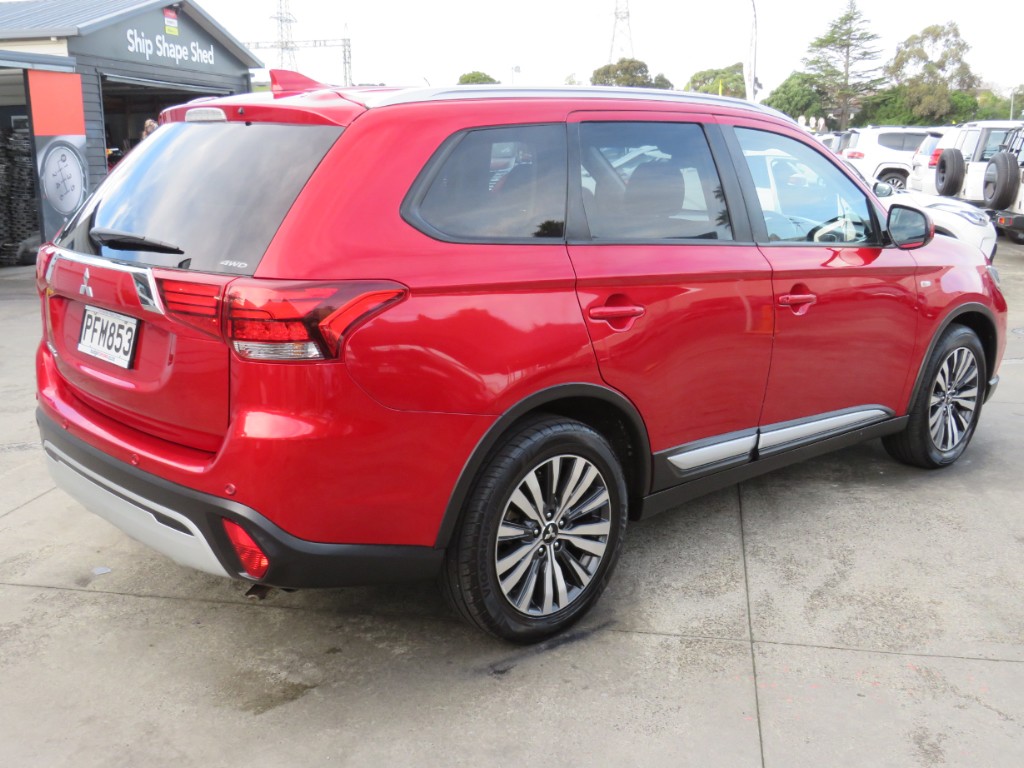 S710388.jpg