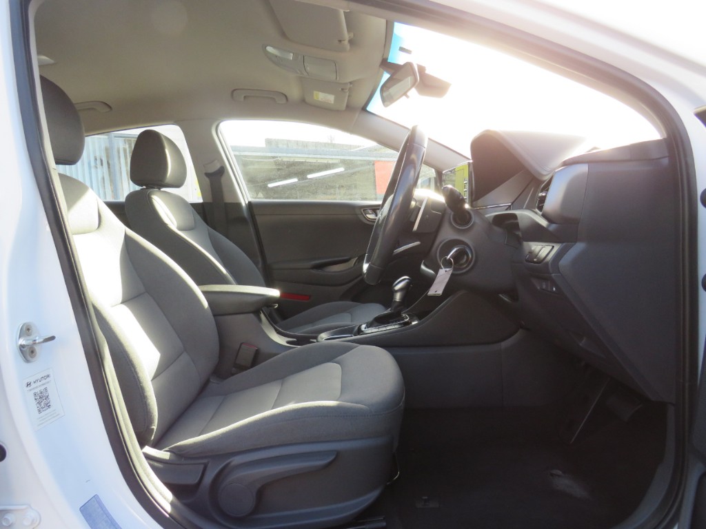 S7104212.jpg
