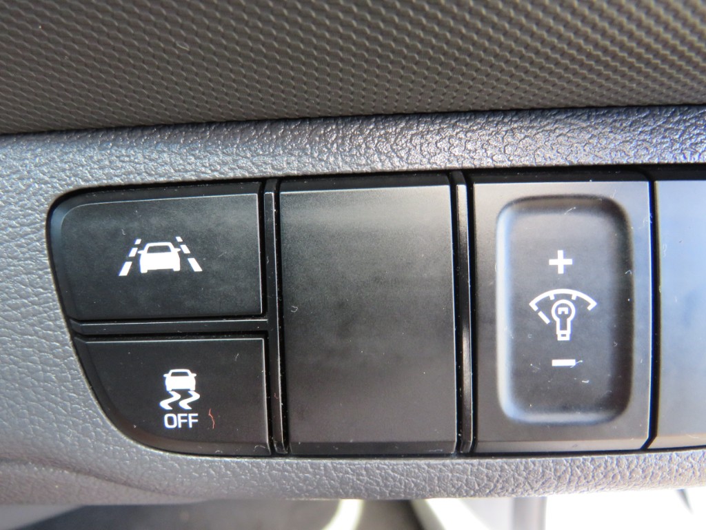 S7105416.jpg