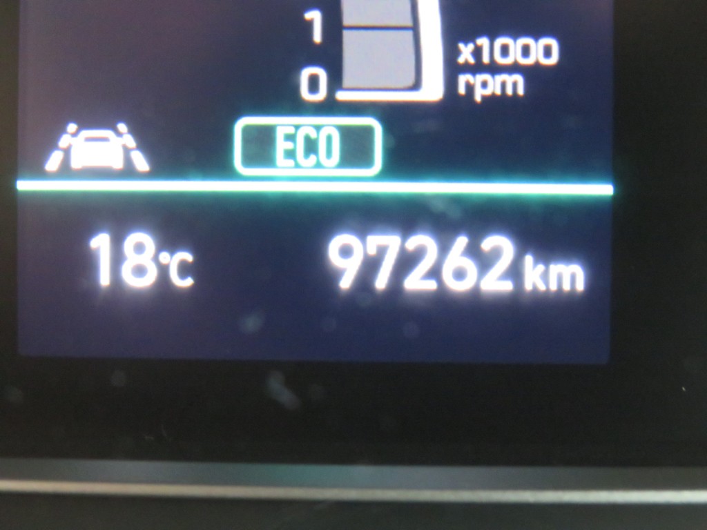 S7106318.jpg