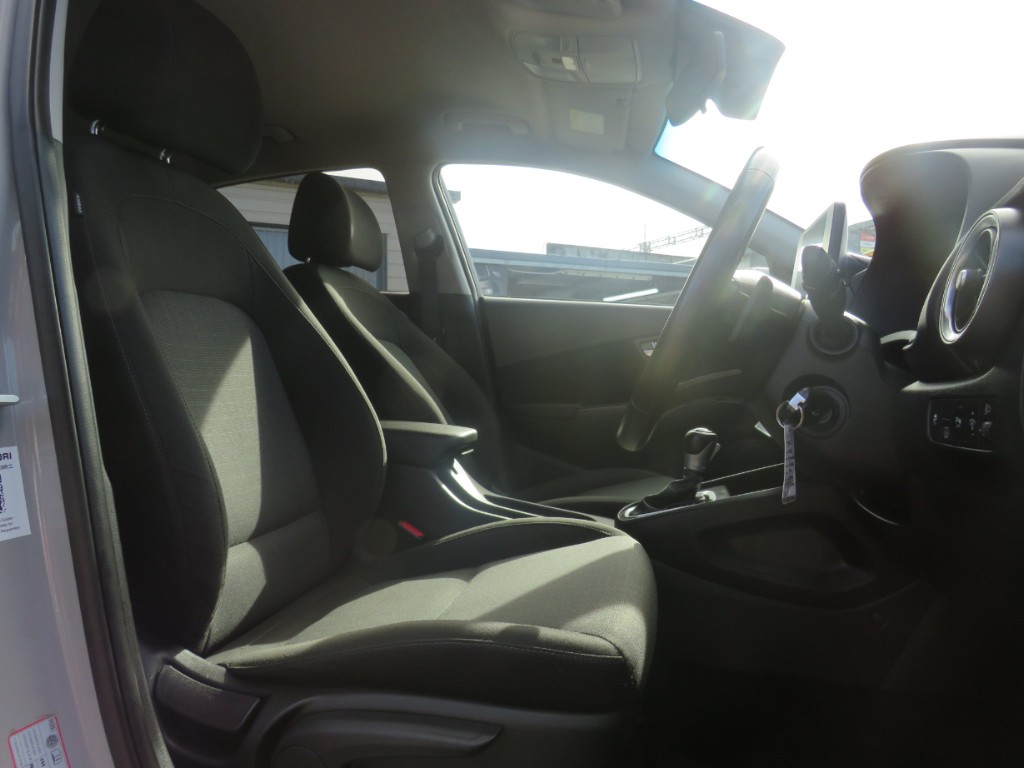 S7106513.jpg