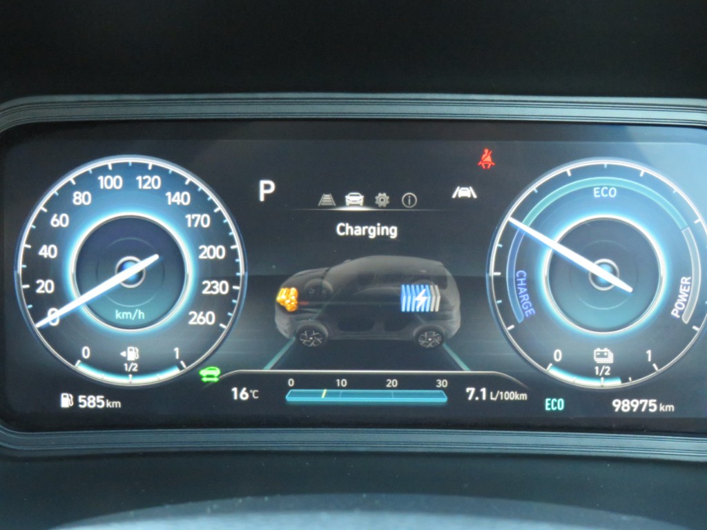 S7107020.jpg