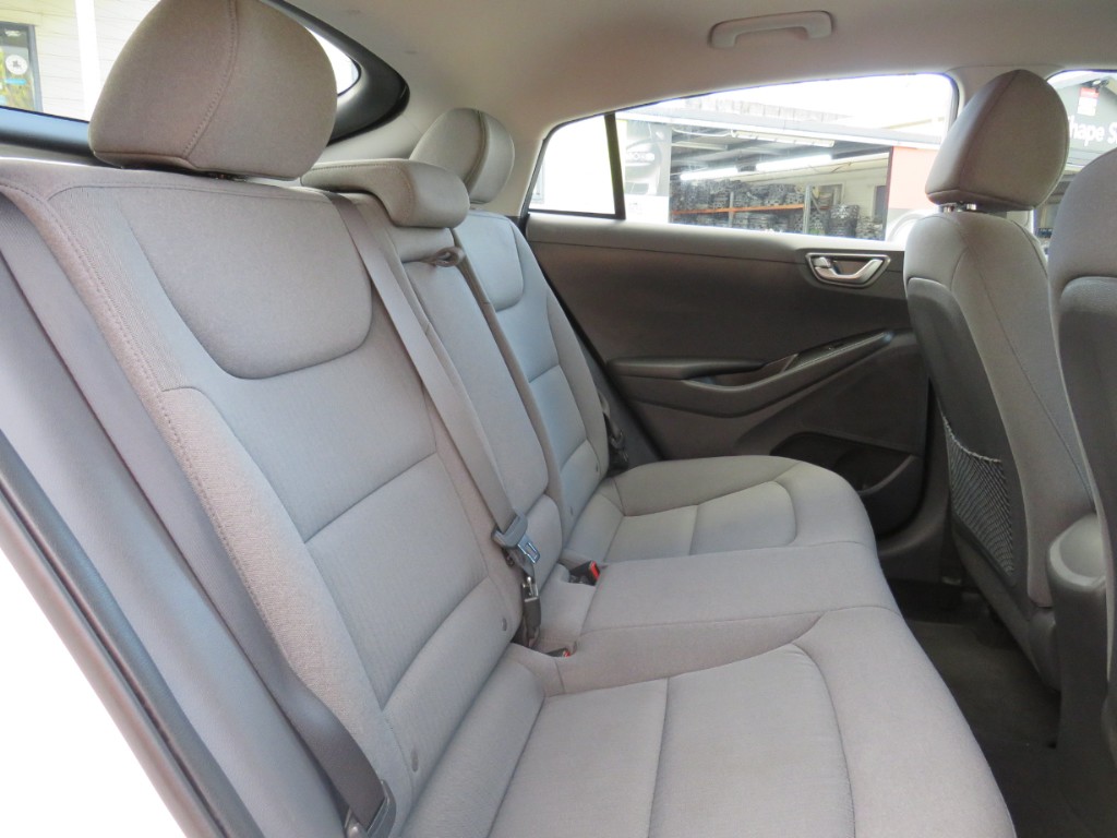 S7107612.jpg