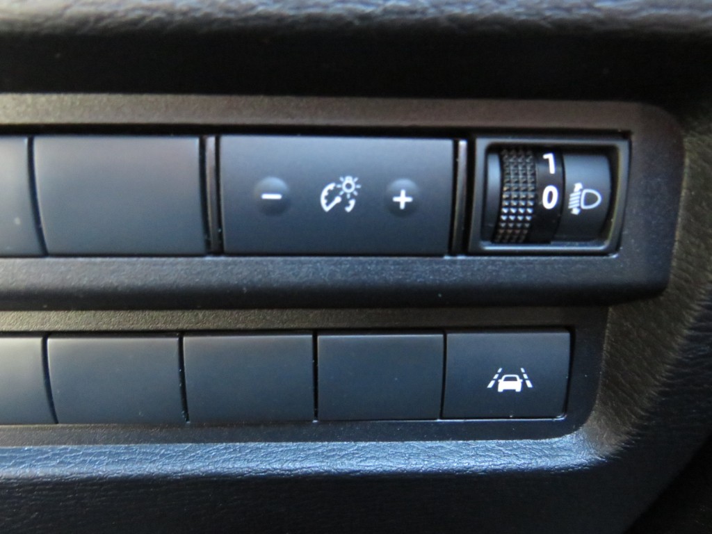 S7108416.jpg