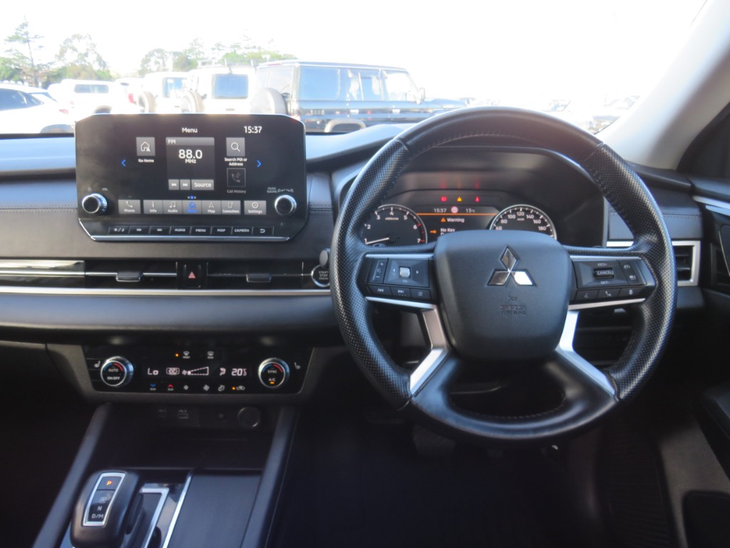 S7108615.jpg
