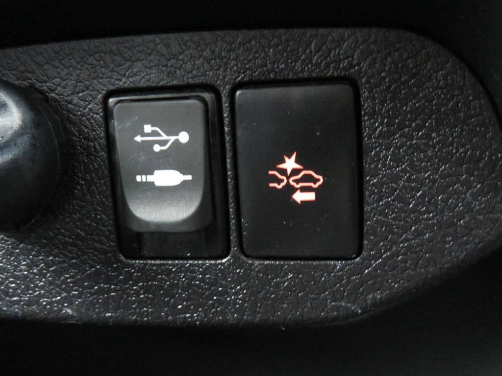 S7109519.jpg